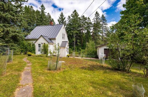 5068 Arnold Road, Duluth, MN 55803