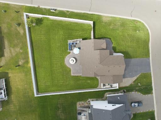 A fantastic Rosemount home offering 4 bedrooms, 3 full bathrooms, 2,735 finished square feet, a finished walkout lower level, and an oversized heated three-car garage.