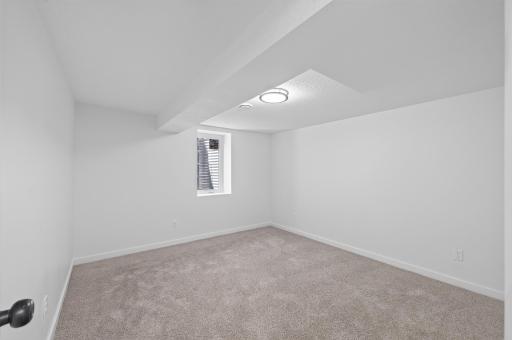 36_2940_115th32_mls.jpg