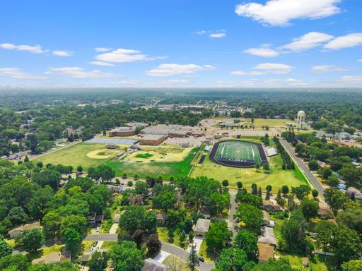 Ideally situated in a quiet neighborhood close to dining, shopping, parks, and other everyday amenities.