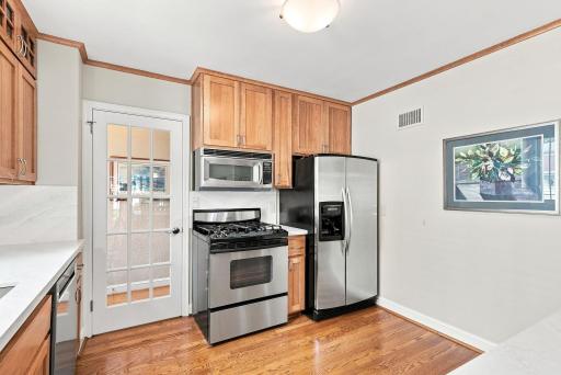 3410 Zenith Avenue N, Robbinsdale, MN 55422