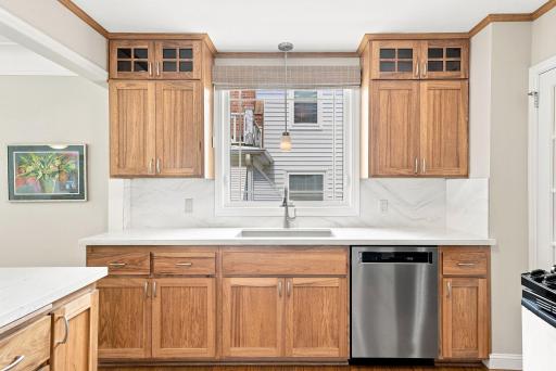 3410 Zenith Avenue N, Robbinsdale, MN 55422