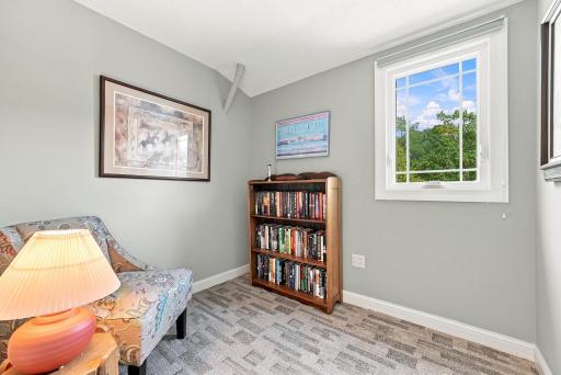 3410 Zenith Avenue N, Robbinsdale, MN 55422