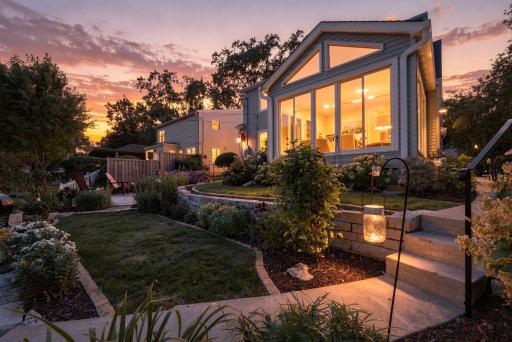 3410 Zenith Avenue N, Robbinsdale, MN 55422
