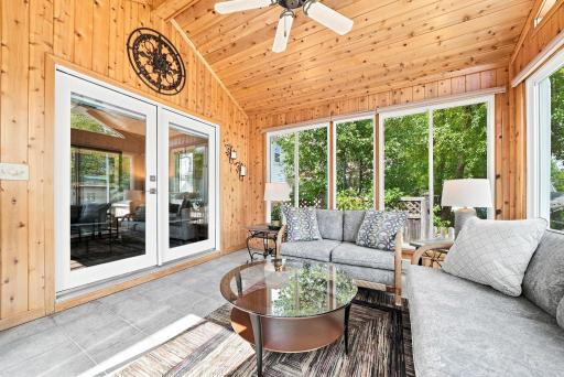 3410 Zenith Avenue N, Robbinsdale, MN 55422