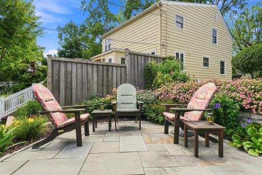 3410 Zenith Avenue N, Robbinsdale, MN 55422
