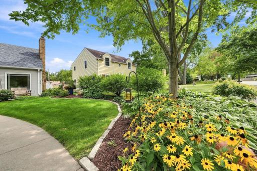 3410 Zenith Avenue N, Robbinsdale, MN 55422