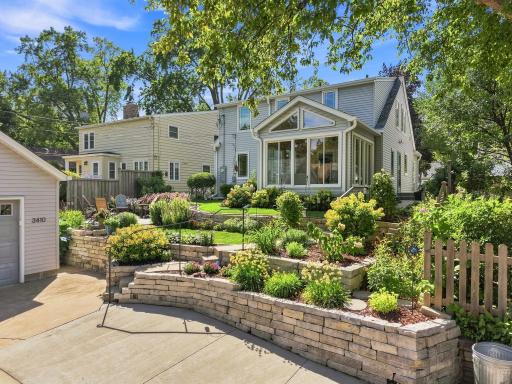 3410 Zenith Avenue N, Robbinsdale, MN 55422