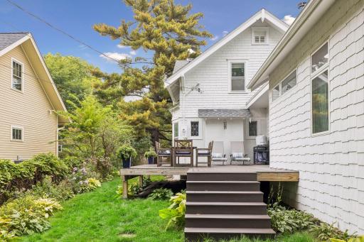 This shows you another view of the beautiful, maintainence free deck.