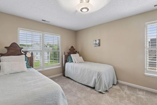 6155 Chasewood Parkway, 201, Minnetonka, MN 55343