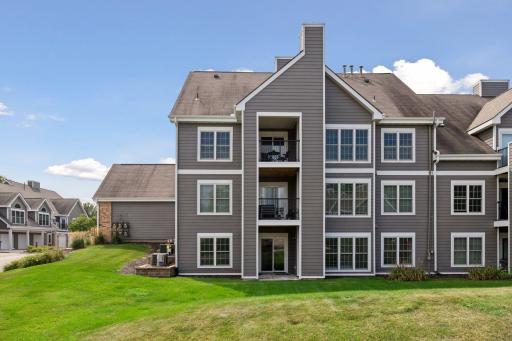 6155 Chasewood Parkway, 201, Minnetonka, MN 55343