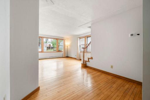 62 Juniper Street, Saint Paul, MN 55115