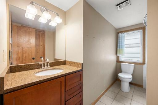 62 Juniper Street, Saint Paul, MN 55115