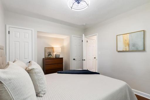 2910 Pennsylvania Avenue S, Saint Louis Park, MN 55426