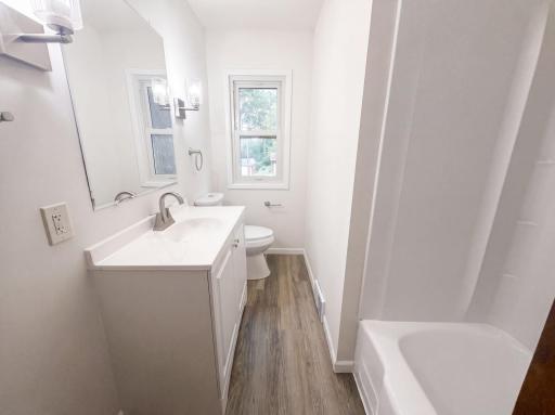 2804 Churchill Street, Roseville, MN 55113