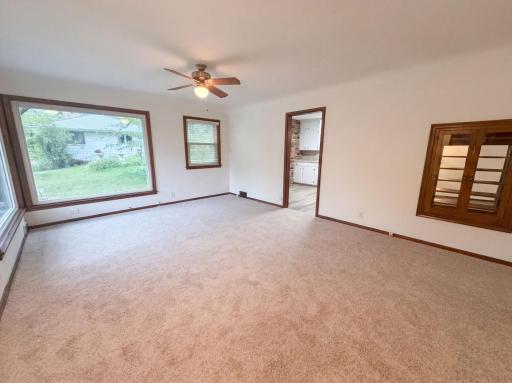 2804 Churchill Street, Roseville, MN 55113
