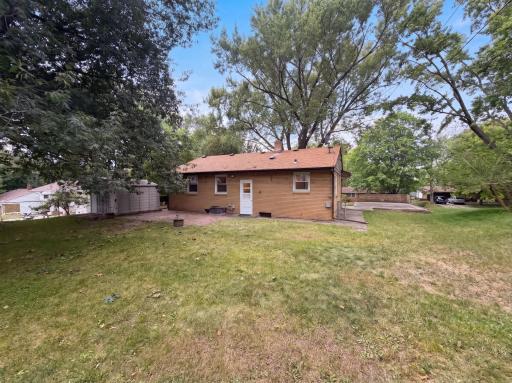 2804 Churchill Street, Roseville, MN 55113