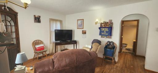 400 Short Line Avenue, Sunburg, MN 56289