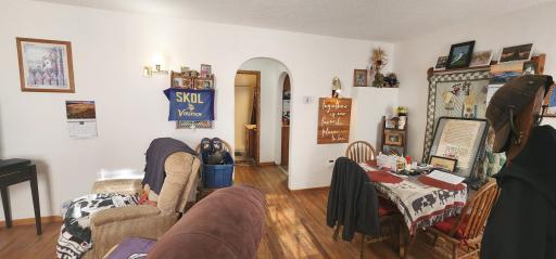 400 Short Line Avenue, Sunburg, MN 56289