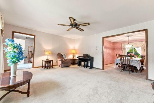 3017 Standridge Place, Maplewood, MN 55109