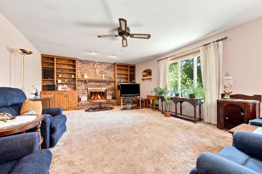 3017 Standridge Place, Maplewood, MN 55109