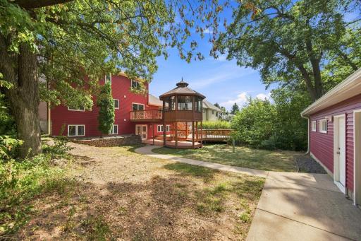 3017 Standridge Place, Maplewood, MN 55109