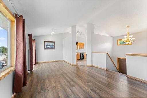 1704 Jefferson Street S, Cambridge, MN 55008