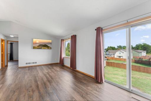 1704 Jefferson Street S, Cambridge, MN 55008