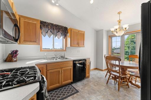1704 Jefferson Street S, Cambridge, MN 55008
