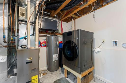 56-web-or-mls-1704 Jefferson St S-173.jpg