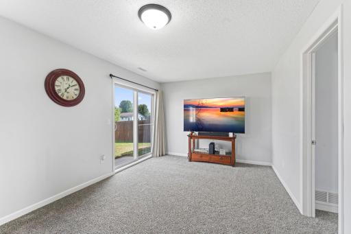 46-web-or-mls-1704 Jefferson St S-158.jpg