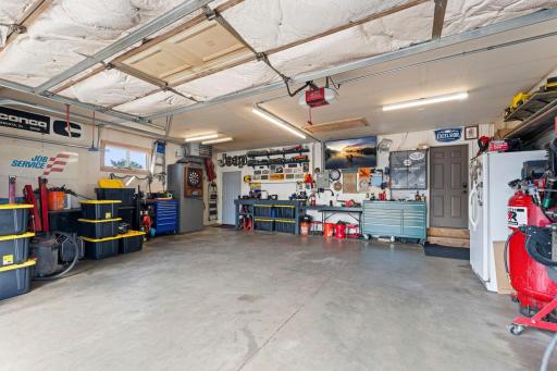 62-web-or-mls-1704 Jefferson St S-238.jpg