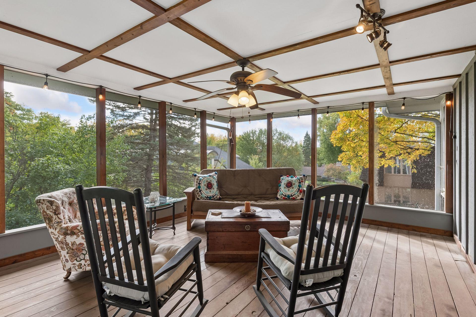 3 season porch