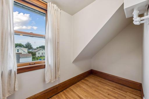 1426 Edmund Avenue, Saint Paul, MN 55104