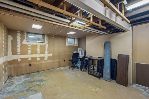 Lower level - for storage or future expansion!
