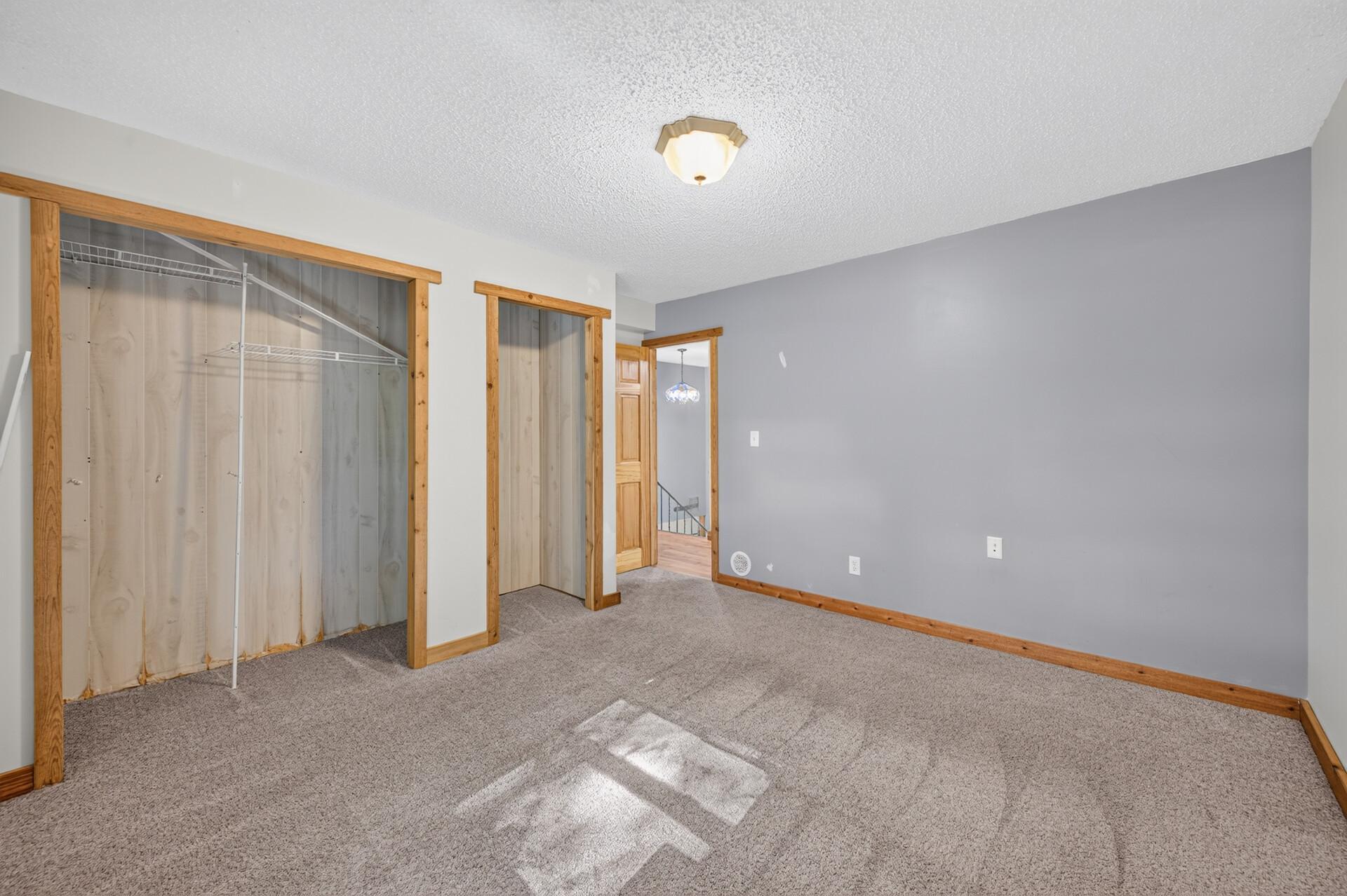 Primary bedroom - main level