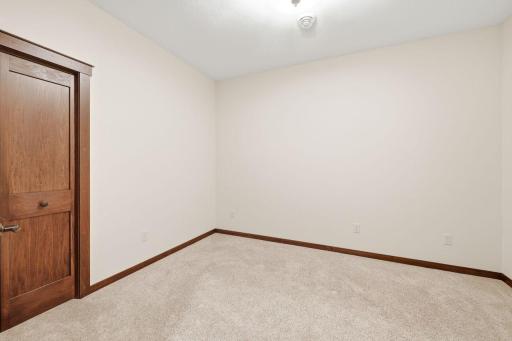 3049 Nottingham Road S, Saint Cloud, MN 56301
