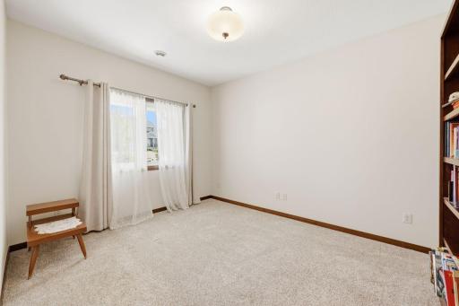 3049 Nottingham Road S, Saint Cloud, MN 56301