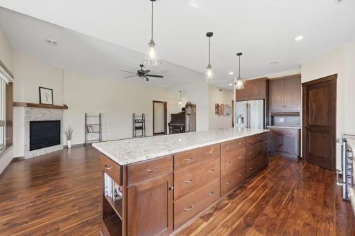 3049 Nottingham Road S, Saint Cloud, MN 56301