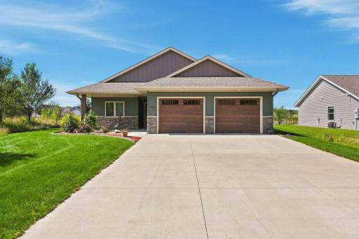 3049 Nottingham Road S, Saint Cloud, MN 56301