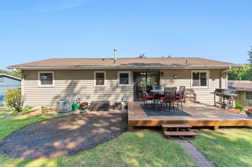 47-web-or-mls-3501 Graves Dr-233.jpg