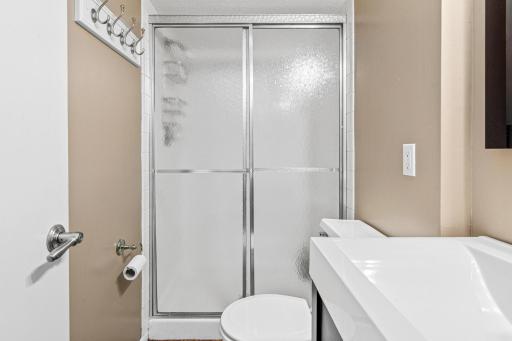 1718 Woodgate Ln-30.jpg