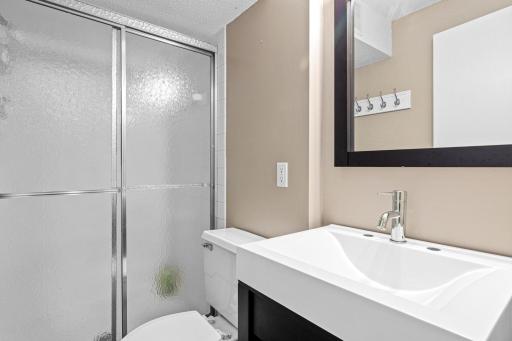 1718 Woodgate Ln-29.jpg