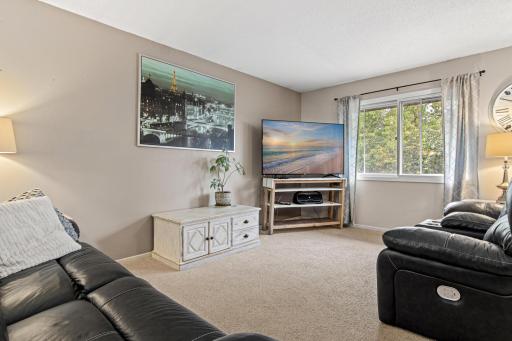 1718 Woodgate Ln-2.jpg