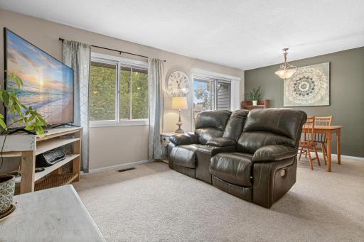 1718 Woodgate Ln-3.jpg