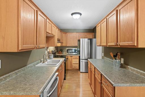 1718 Woodgate Ln-9.jpg