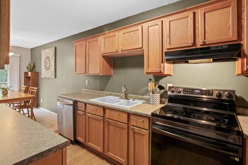 1718 Woodgate Ln-12.jpg