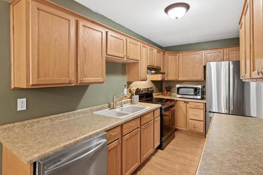 1718 Woodgate Ln-10.jpg