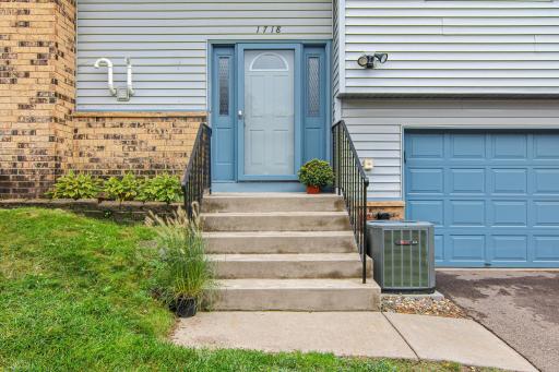 1718 Woodgate Ln-37.jpg