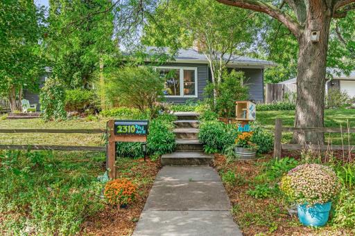 2310 Byrd Avenue N, Golden Valley, MN 55422